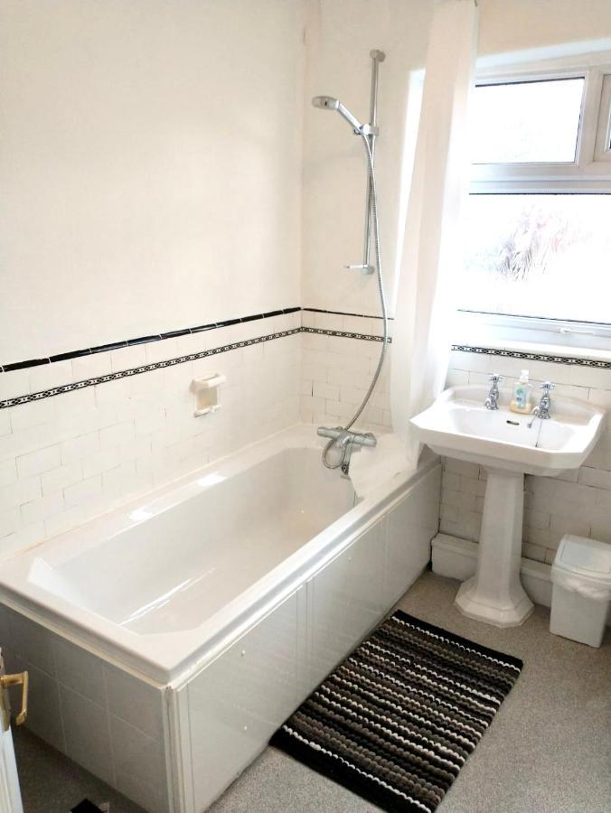 Lotus Home Wallasey Kültér fotó
